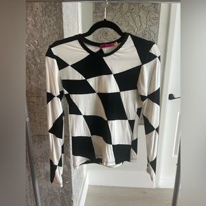 Black and white checkered Tyler McGillivary long sleeve top